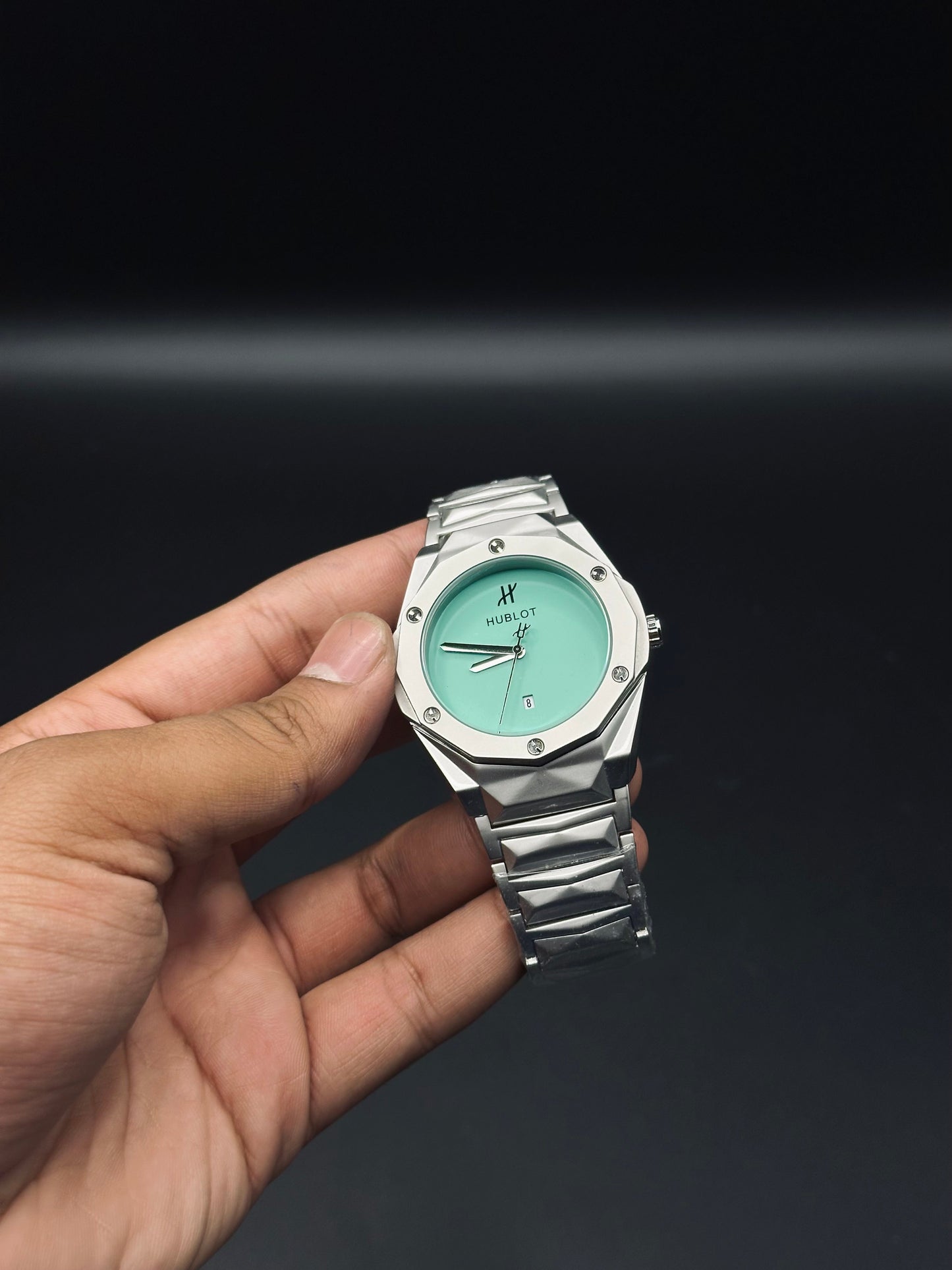Hublot Cut