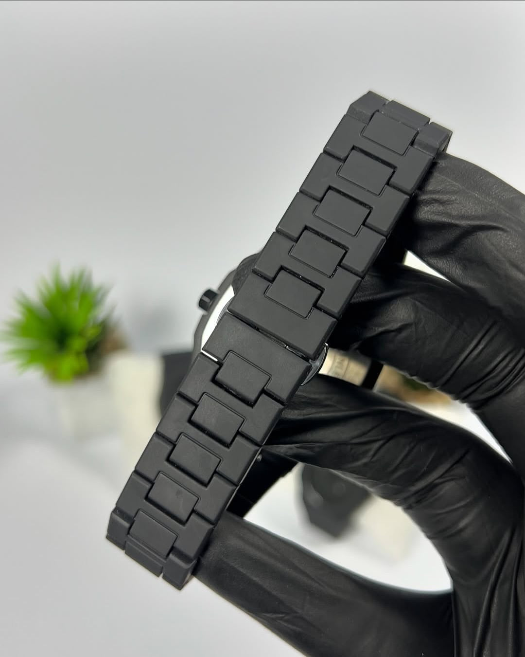 Arabic Aura Watch With Original Box and Machine (High Quality)