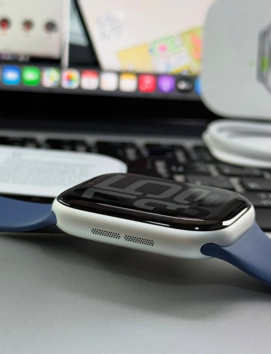 Apple Watch Series 11 With Nike Loop Band (Premium Master Copy) Nylon straps included
